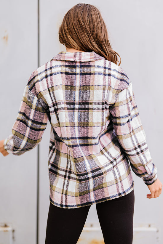 Chaqueta con bolsillos y estampado de cuadros geométricos caqui