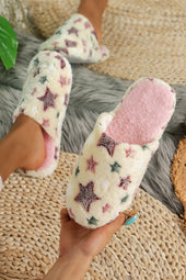 Zapatillas de casa de felpa con estampado de estrellas beige