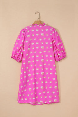 Vestido de manga de media hojaldre de shirred de color rosa brillante