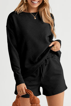 Short a maniche lunghe testurizzate nera e pantaloncini da cofano