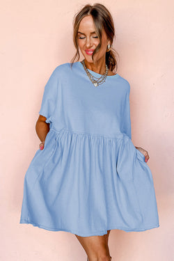 Vestido de babydoll de borde crudo de color sólido azul cielo