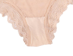 High-Waisted Lace Panties – Elegant & Sexy