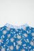 Blusa de manga curta com estampa floral azul com botão e gola listrada