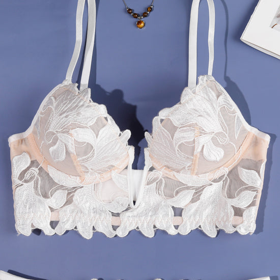 Pure Romance » Lingerie Set – Ivory Floral Elegance & Sculpting Fit