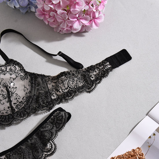 Douce Éclosion – 2-Piece Set Black