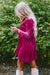 Robe bouton de velours à manches longues rouge à manches longues rouges