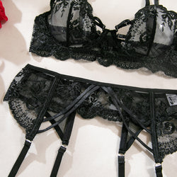 « Natalia Obsidian » 3-Piece Lingerie Set 🖤✨