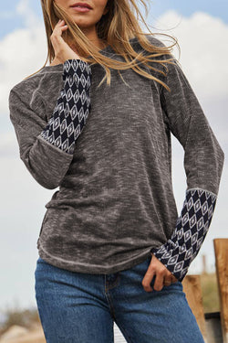 Top a manica lunga a costine di patchwork grigio