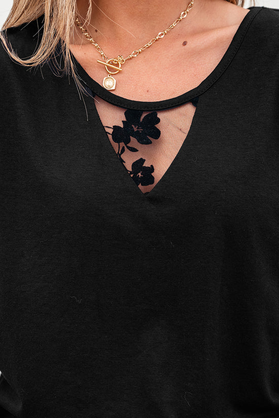 T-shirt à col état-pied en dentelle Black Flora