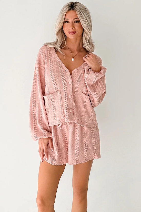 Ensemble short et cardigan en tricot torsadé rose Gossamer à col en V