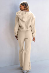 Con cappuccio a colori solidi per pergamena e pantaloni a vita alta a due pezzi.