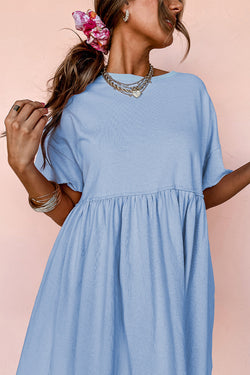Vestido de babydoll de borde crudo de color sólido azul cielo
