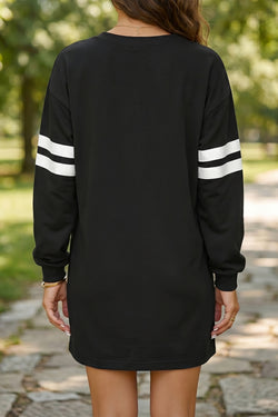 Vestido sudadera recto con mangas con bandas en contraste de equipo universitario en rojo fuego