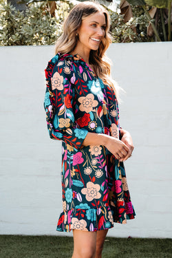 Mini abito arruffato per manica a sfcia stampata verde floreale