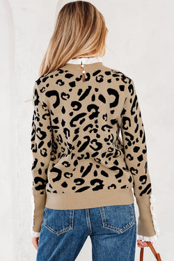 Suéter con puños y botones con detalle acanalado de encaje con estampado de leopardo marrón