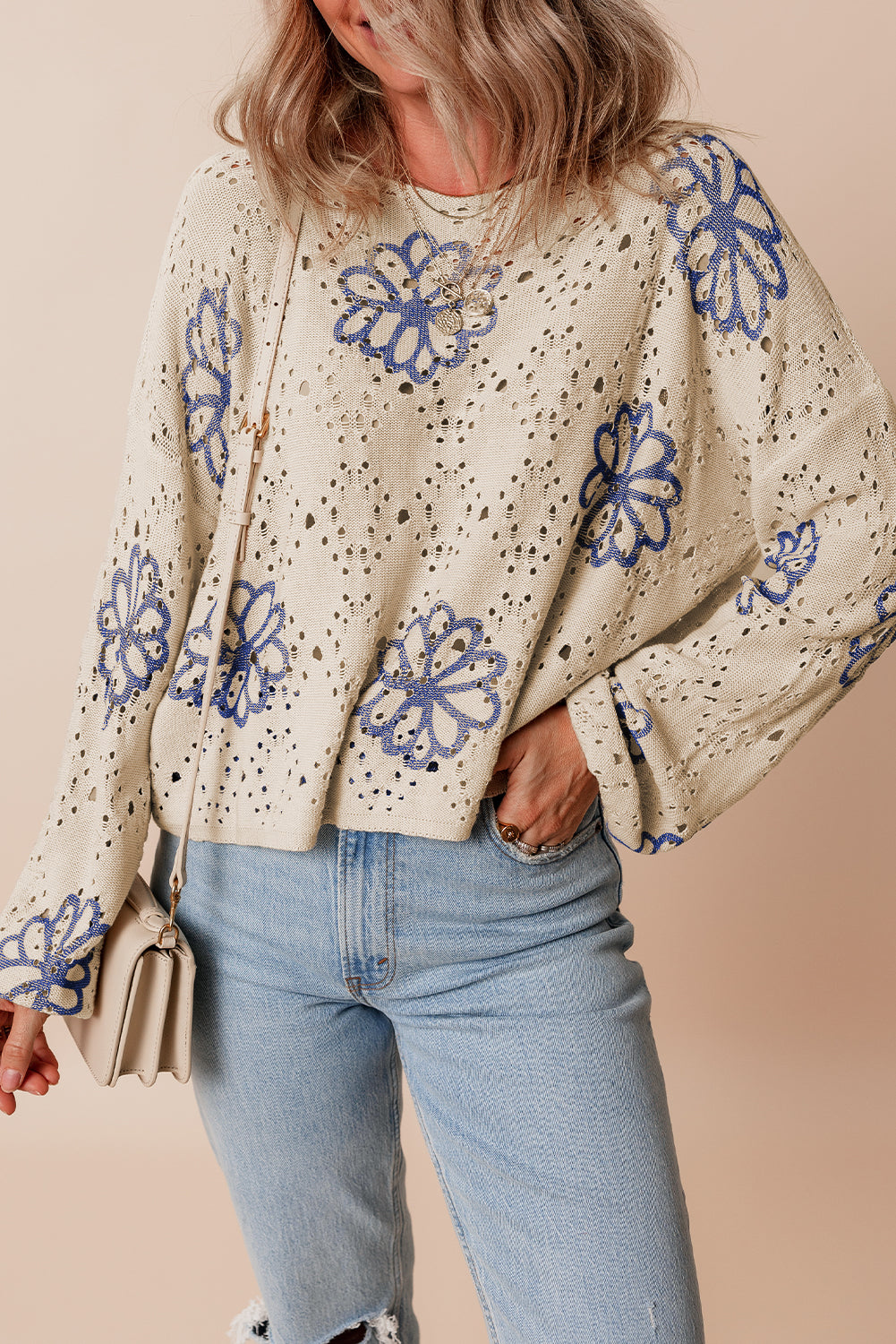 Suéter de hombro de tallas de estampado de flores de contraste beige
