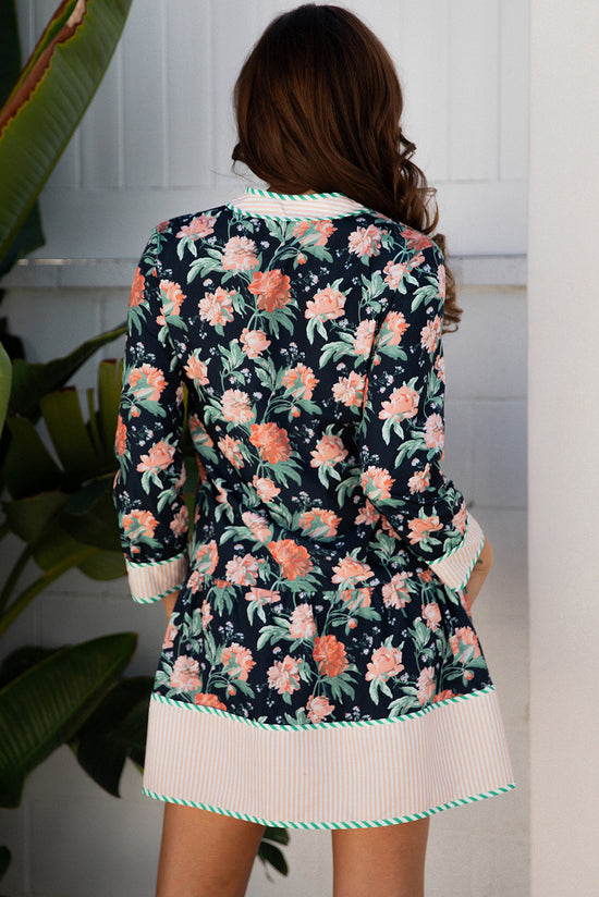 Mini-robe à imprimé floral et bordure rayée, col en V, manches longues, ourlet à volants, bleu