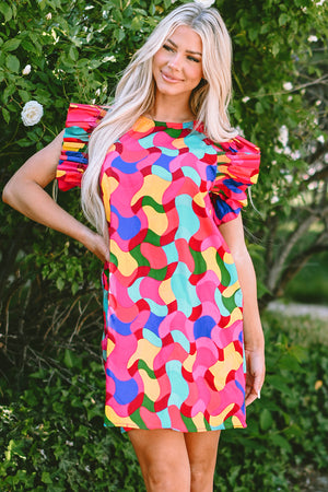 Vestido de manga de volante con estampado abstracto de rosa rojo