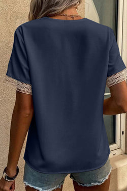 Blusta a manica corta con rivestimento in pizzo blu