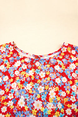 Robe de quart de manche courte de fleur rouge délicate rouge plus taille