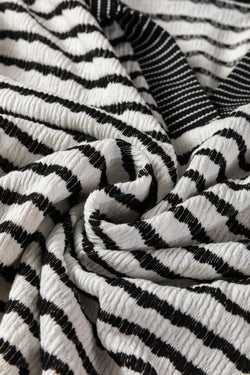 Top pullover con colletto a strisce bianche e set di pantaloni da coda