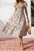 Robe beige à petites fleurs et imprimé floral, smockée, col carré, volants, manches courtes