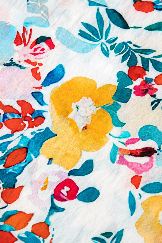 Blusa de manga curta rosa de estampa floral com estampa floral V de pescoço