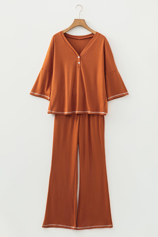 Coux de contraste orange de pamplemousse sur le cou à manche en V bouton