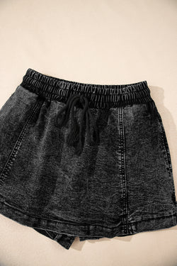 Pantalones cortos de mezclilla de cintura alta en cordón negro