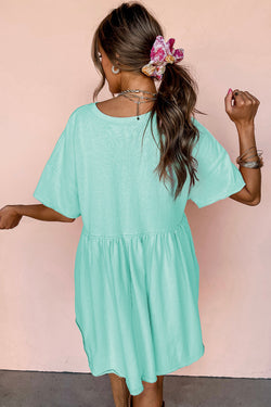 Vestido de babydoll de borde crudo de color sólido azul cielo