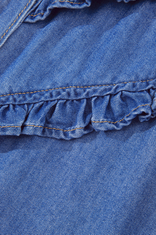 Scatto a bordo minerale blu cielo abbottonati fritti di denim