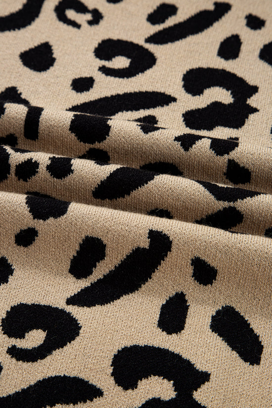 Suéter con puños y botones con detalle acanalado de encaje con estampado de leopardo marrón