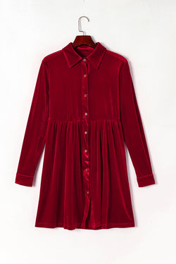 Robe bouton de velours à manches longues rouge à manches longues rouges