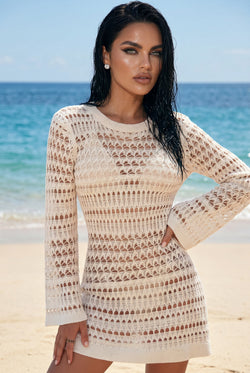 ✨ IVORY GLOW – The sensual crochet beach dress