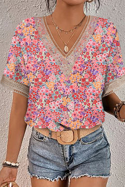 Blusa a manica corta con rivestimento in pizzo rosa