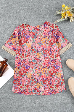 Blusa a manica corta con rivestimento in pizzo rosa