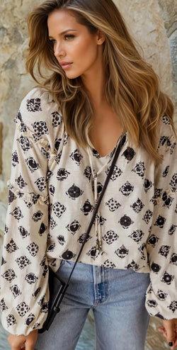 Manga de burbujas de cuello dividido estampado estampado Blusa suelta