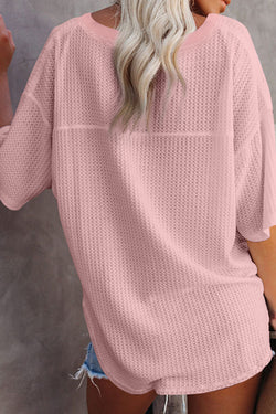 Textura de gofres blancos Cinco de cuello con cuello Camiseta suelta