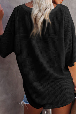 Textura de gofres blancos Cinco de cuello con cuello Camiseta suelta