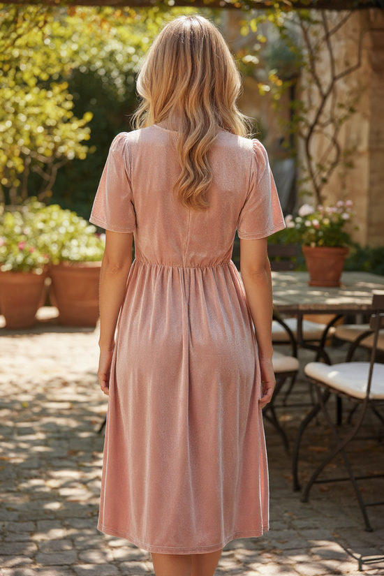 Châtaignier Velvet Lacy V décolleté