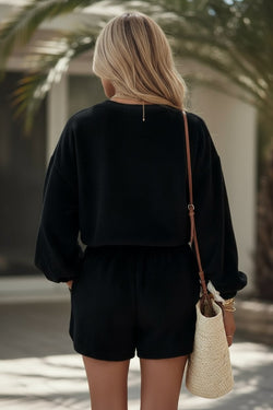 Conjunto de pantalones cortos con cordón y jersey de hombros caídos de punto con textura de color sólido negro