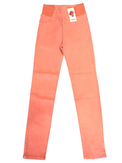📦 Lot de 25 pantalons pour femmes — jeans mélangés, styles légers et d'été.