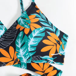 🌸 PASTEL LAGOON – The tropical set that enhances your silhouette