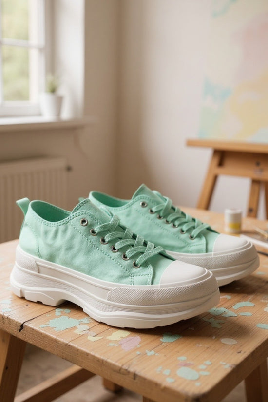 Low-Top Unisex Sneakers – CELESTE Green