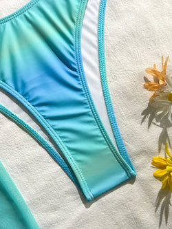 🌊 OCEAN PEARL – The refined bikini set that enhances every silhouette