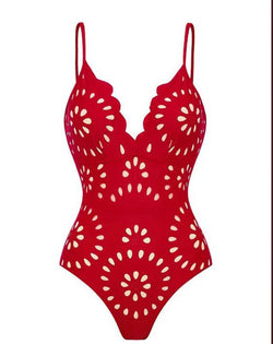 ✨ SOLAR PASSION – El conjunto bordado que revela una feminidad audaz