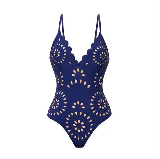 ✨ SOLAR PASSION – The embroidered set that reveals bold femininity