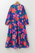 Vestido longo em camadas com estampa floral azul manga 3/4 com decote em V