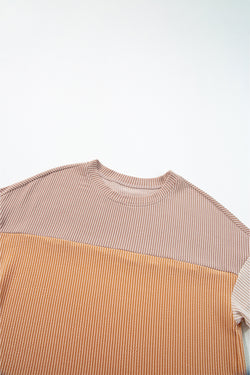 Flitte laterali a costine a costine di colore rosa Top a mezza manica