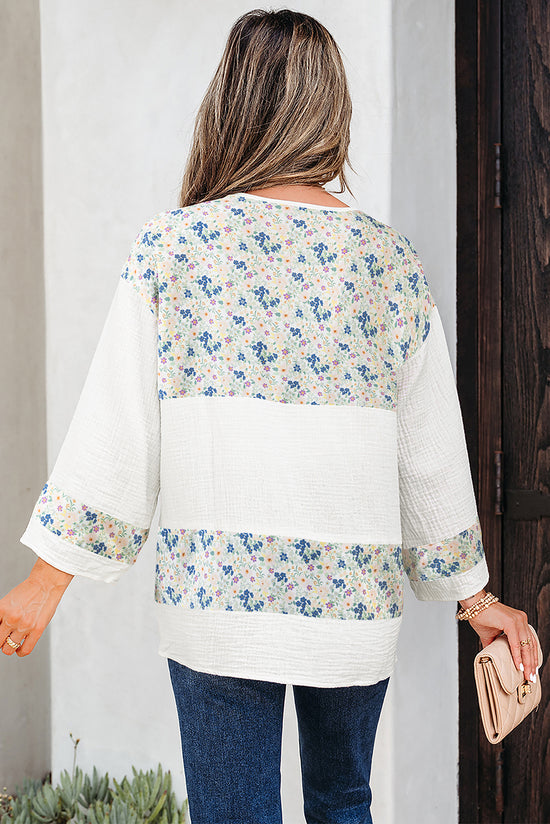 Chemisier à manches 3/4 et bouton Henley en patchwork de gaze à imprimé floral bleu ciel